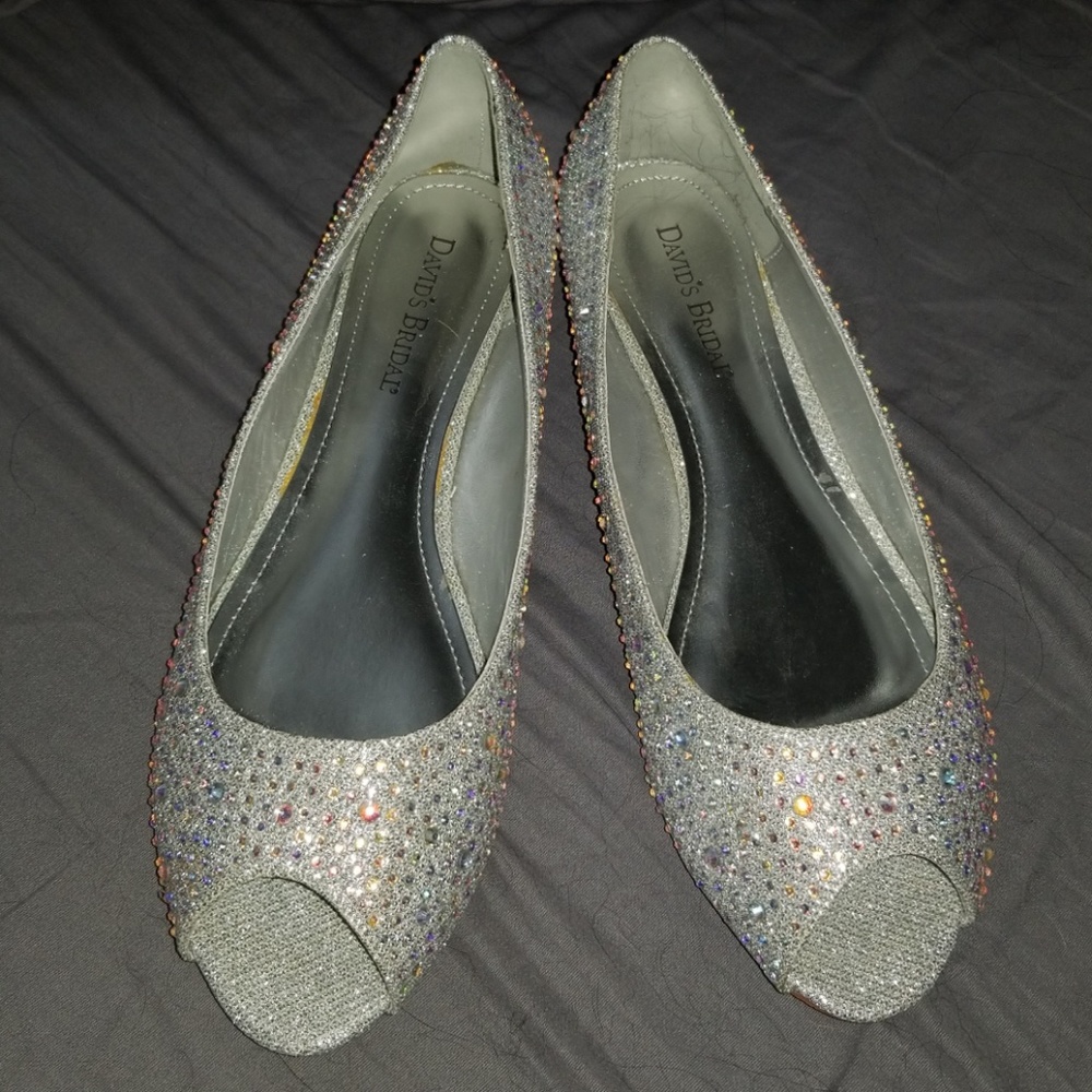 Silver formal/bridal shoes size 11
